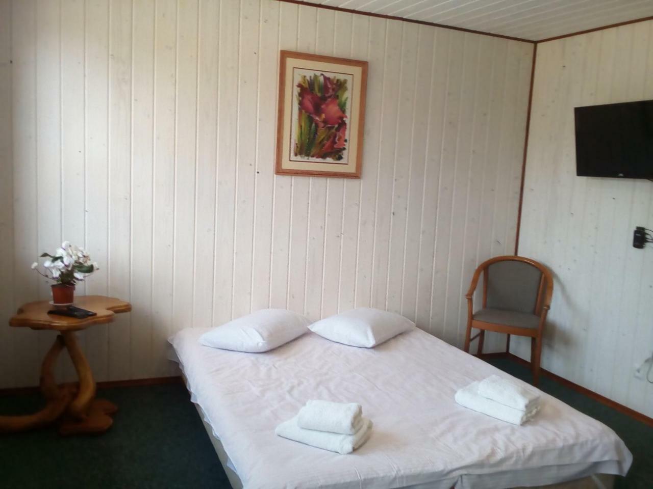 Galushko Inn *